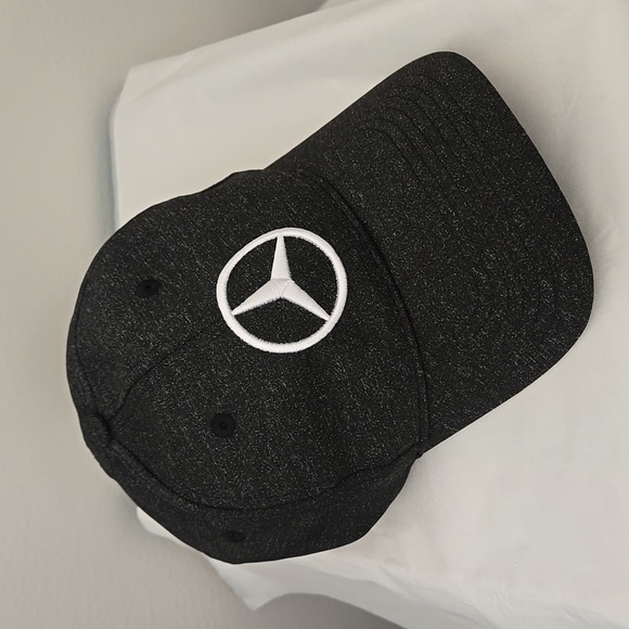 Mercedes Benz Hat - Picture 1 of 4